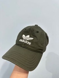 adidas軍綠老帽