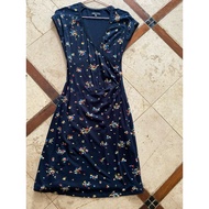 Stretch Dress Chest 31-32 Inches