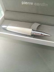 pierre cardin 意大利名牌 筆。 德國筆芯