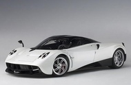 Pagani Huayra White 1/12 Model Car by Autoart 12231