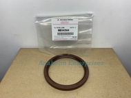 Mitsubishi L300 Adventure 4D56 L200 Strada Endeavor Pajero 4D56 Crankshaft Oil Seal Rear - MD343564