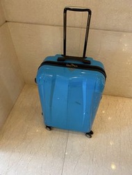 4 wheels 30” big beverly hills polo club luggage suitcase 30” 行李箱行李篋旅行喼（上水交收）正常使用 Trade at sheung sh