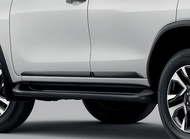 747. (ของแท้) PC170-0K00N คิ้วกันกระแทกประตูสีดำด้าน ฟอจูนเนอร์ Fortuner /เบิกศูนย์