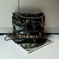 Chanel 限量小雙c黑皮迷你22包