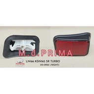 TOYOTA HILUX LN166 KDN165 SR TURBO REAR SIDE BUMPER REFLECTOR