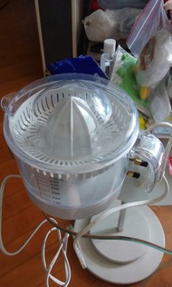 電動 榨汁機