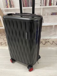 American Tourister 20 吋登機旅行箱 American Tourister 20 inch lugguage 36 x 23 x 55cm