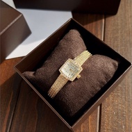 Agete Same Style Medieval Small Gold Watch 2024 New Style Mini Delicate Square Wheat Ear Watch Ladies Big Brand Light Luxury Square Retro Quartz Watch Girlfriend Gift