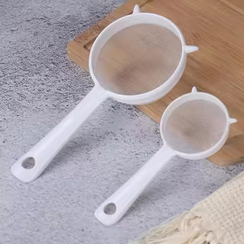 Kitchen Handheld Plastic Sieve Tea Strainer Flour Sifter Filter Reusable Handheld Filter Kitchen Acc