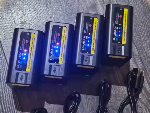 New 6800mAh power bank NP F770 780 F750 F730 Battery LED Power for Sony NP F960 F970 NP-F550 CCD-SC5