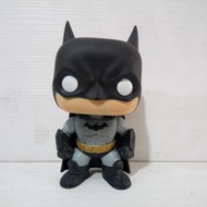 DC BATMAN FIGURE