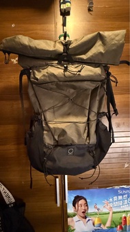 Yamatomichi THREE   zip   Color Slate Khaki  ：Size：M    另包 Breathable Pad  透氣