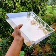 Acrylic dowry frame 30x30x5cm