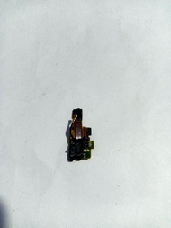Kamera depan Fujitsu Arrow f-01f ori small camera Fujitsu f01f ori