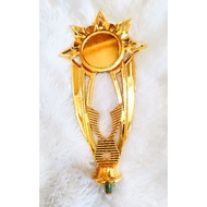 Trophy figure 02