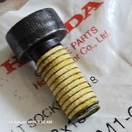 8X18 honda Tiger socket bolt. 90010-KM1-000