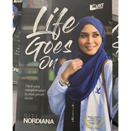 Buku Autobiografi Life Goes On - Siti Nordiana