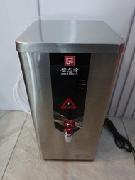 桃園二手家電 推薦-【偉志牌】熱水機 即熱式電開水機 GE-205HL 桌上型熱水機 瞬熱熱水機 6.5公升 桌上熱水機 110V 新北 台北 新竹 八德 電器