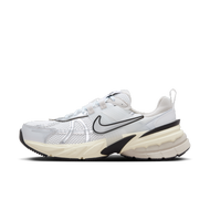 Nike V2K Run 女子運動鞋