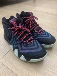 Kyrie 4