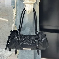 Matin Kim SHIRRING TIE BUCKLE SHOULDER BAG