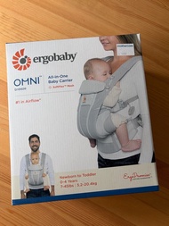 Ergobaby OMNI Breeze 揹帶