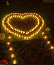 🕯現貨 露營 野餐 浪漫 電子蠟燭燈 電子燈 仿真花瓣 求婚佈置 生日佈置 酒店佈置 周年紀念日佈置 室內佈置 影相道具 攝影 氣球佈置 birthday anniversary balloon de