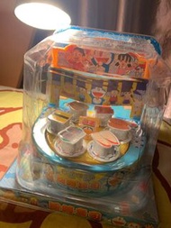 叮噹旋轉壽司玩具