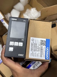 TYPE E5EZ-R3MT TEMPERATURE CONTROLLER INPUT MULTI-RANGE VOLTS. 100 to 240 VAC 50 / 60 Hz เครื่องควบค