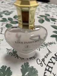 Love Passport it 香水