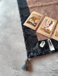 由日本占卜師　純手工製作的　塔羅牌桌布　Made in JAPAN