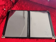 แฟ้มเมนูอาหาร ปกหนังเที่ยมอย่างดี 6แผ่น 12หน้า ขนาด A4 สีดำ Menu folder