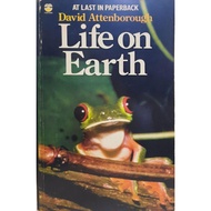 [BnB] USED Life On Earth: A Natural History by David Attenborough (Used: Good)