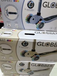 Globber Expert Lights 三輪滑板車