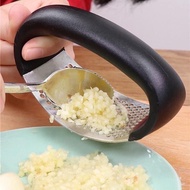 Manual Garlic Presser Curved Garlic Grinding Slicer Chopper Stainless Steel Garlic Presses