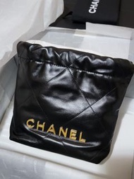 全新 熱賣 有單 Chanel mini 22 黑金