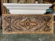 แผ่นไม้สักแกะสลัก ลายดอกไม้ สีน้ำตาลไหม้ ขนาด 90x35x1.5 cm. Carved teak board floral pattern burnt b