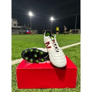 New Balance 442 Pro V2 HG Complete Box