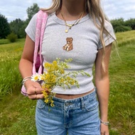 เสื้อยืดคอกลมแขนสั้นผู้หญิงปักตุ๊กตาหมี