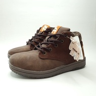 BNEW MOZ SWEDEN BOYS KIDS HIGH CUT BOOTS SNEAKERS SIZE 23.5