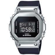 CASIO G-SHOCK (G-Shock) Metal Covered Line Unisex GM-S5600-1JF