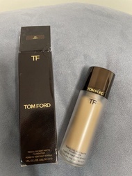 TOM FORD 奢金柔光粉底液