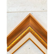 Custom Photo Frame 21 x 28 Concave Gold