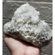 Natural quartz crystal