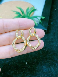 (063) 10k gold earrings