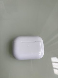 Apple AirPods Pro 充電盒