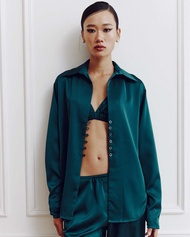 AOP ARCHIVE - Lounge-line Satin Shirt with bra (2สี) เสื้อเชิ้ต ผ้าซาติน คอปก (มาพร้อมบรา)