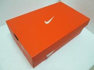 {N2515}Nike長方型鞋盒8.5(側標有寫字，表面有破皮，側邊有裂痕，便宜賣)/包裝盒/球鞋紙盒(只有盒子，沒有物