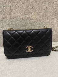 Chanel trendy cc woc