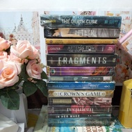 Book in a Fantasy , Dystopian Series Collections preloved